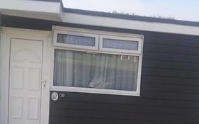 2 Bedroom Chalet Near The Beach